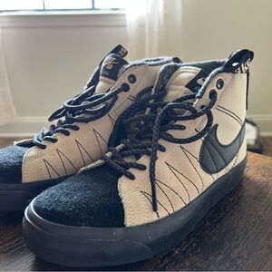 Nike SB Zoom Sneakers in Black and Cream
